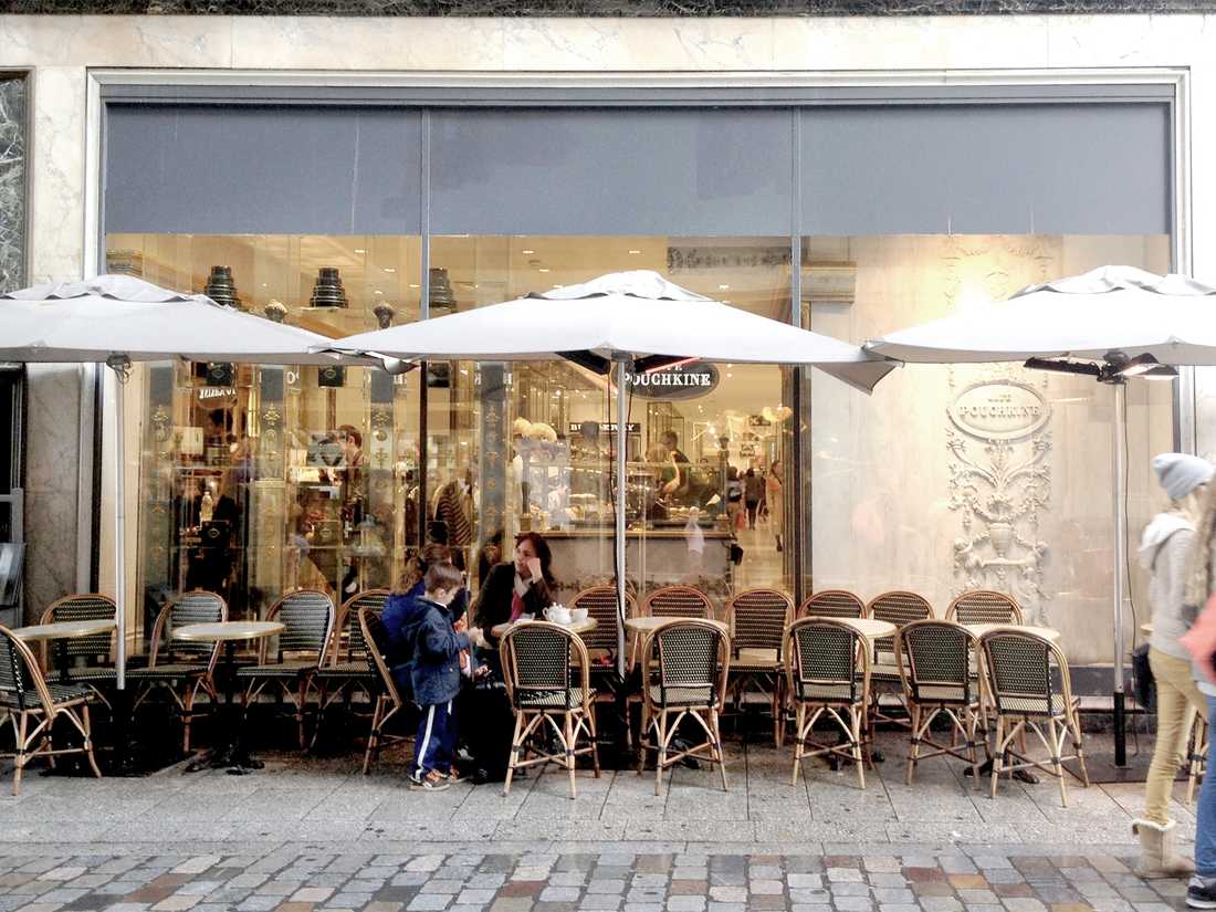 Aménagement d'un café par un architecte spécialiste de l'architecture commerciale à Annecy