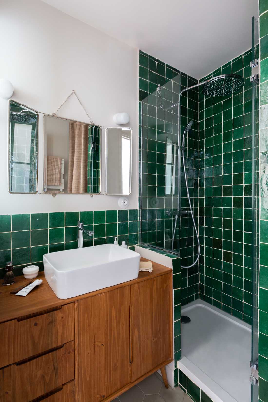 Relooking d'intérieur d'une salle de bain avec un décorateur d'intérieur en Haute-Savoie