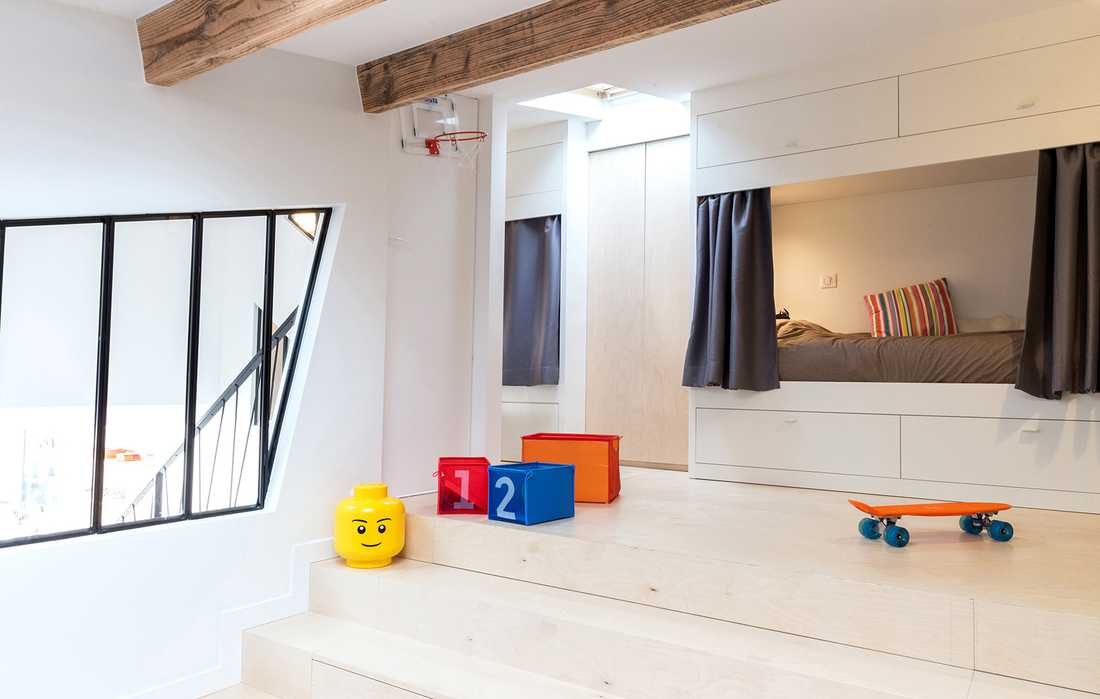 Chambre d'enfant dans un loft à Annecy