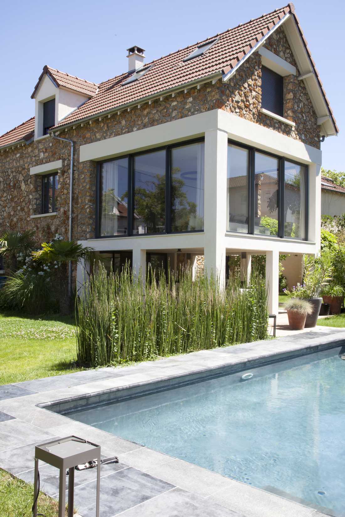 Extension et surélevation d'une maison de type meuliere à Annecy