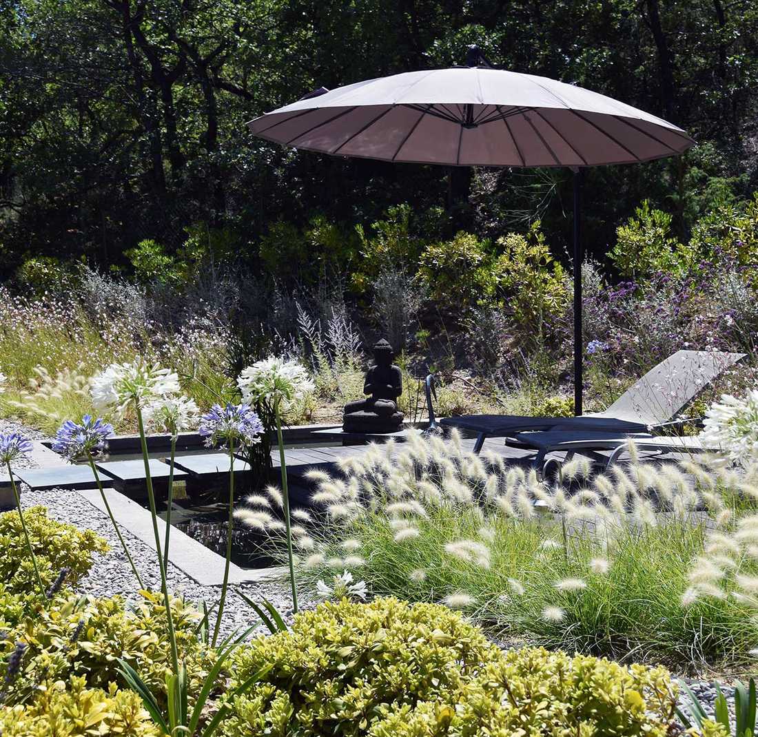 Jardin zen aménagé par un concepteur paysagiste à Annecy