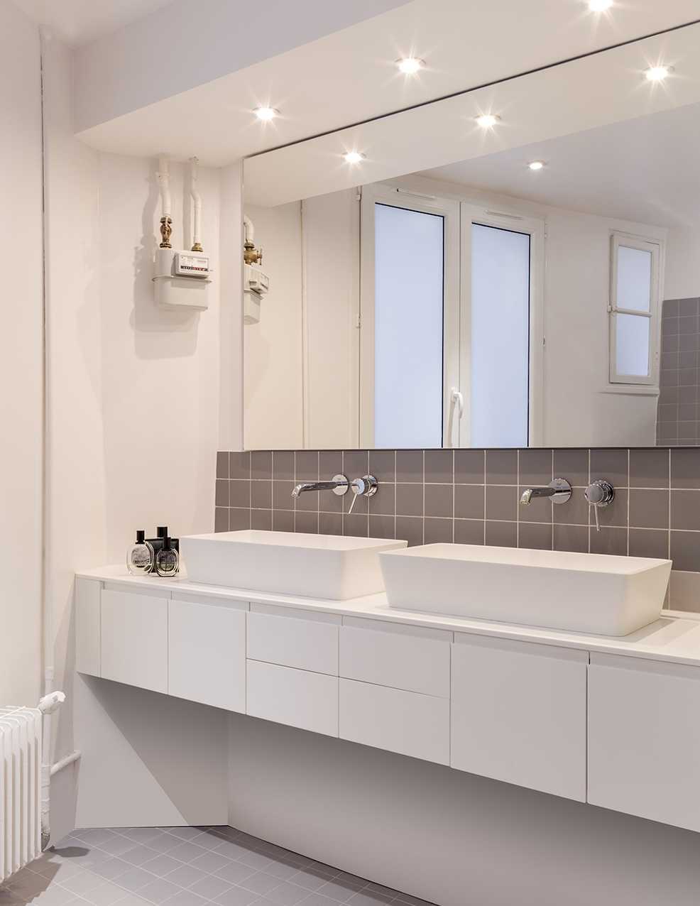 Salle de bain renovée par un architecte d'interieur à Annecy