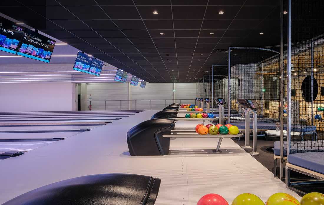 Design intérieur d'un bowling à Annecy